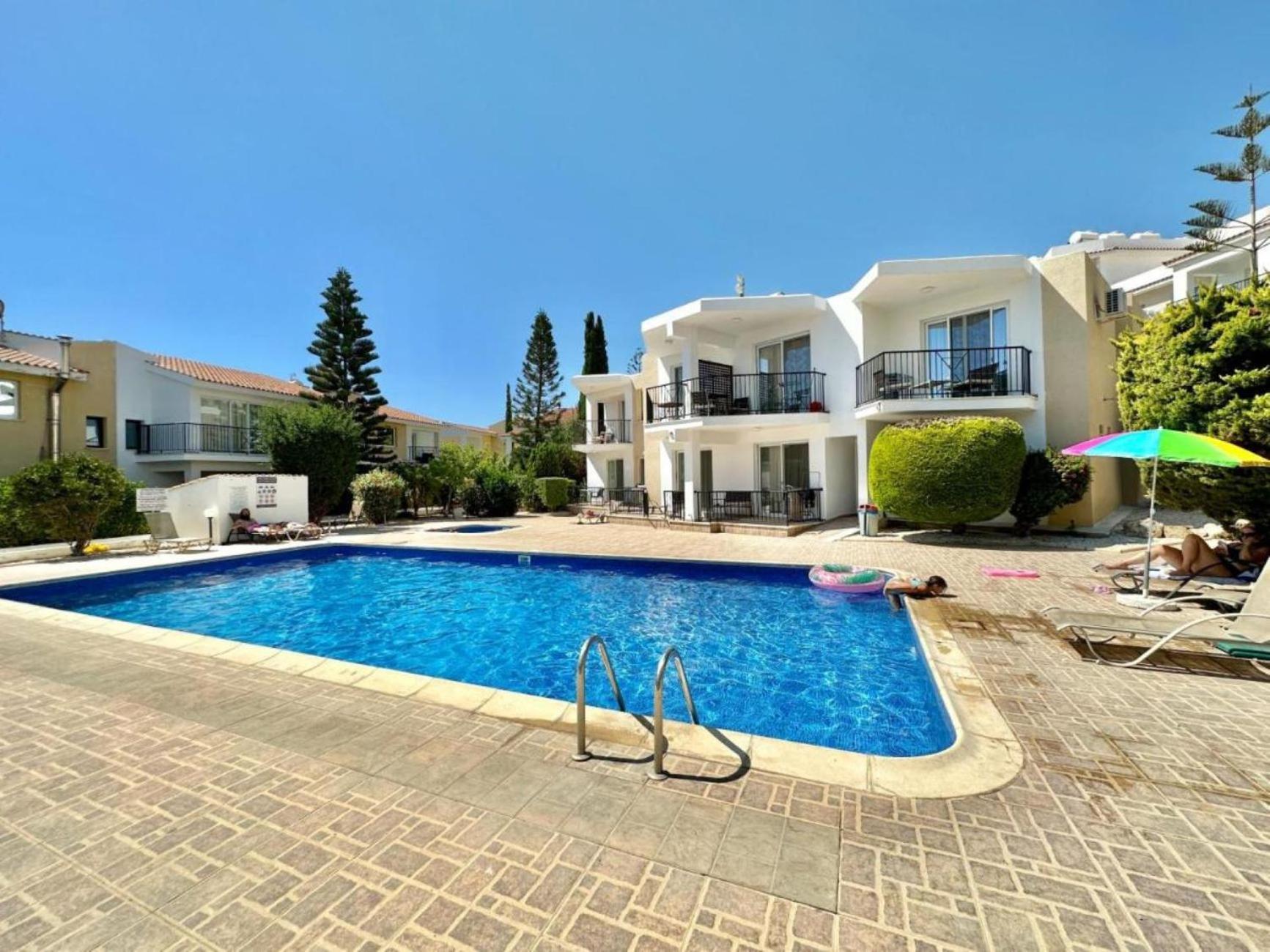 H&O Danaos Sea Breeze Apartment Paphos Exterior photo